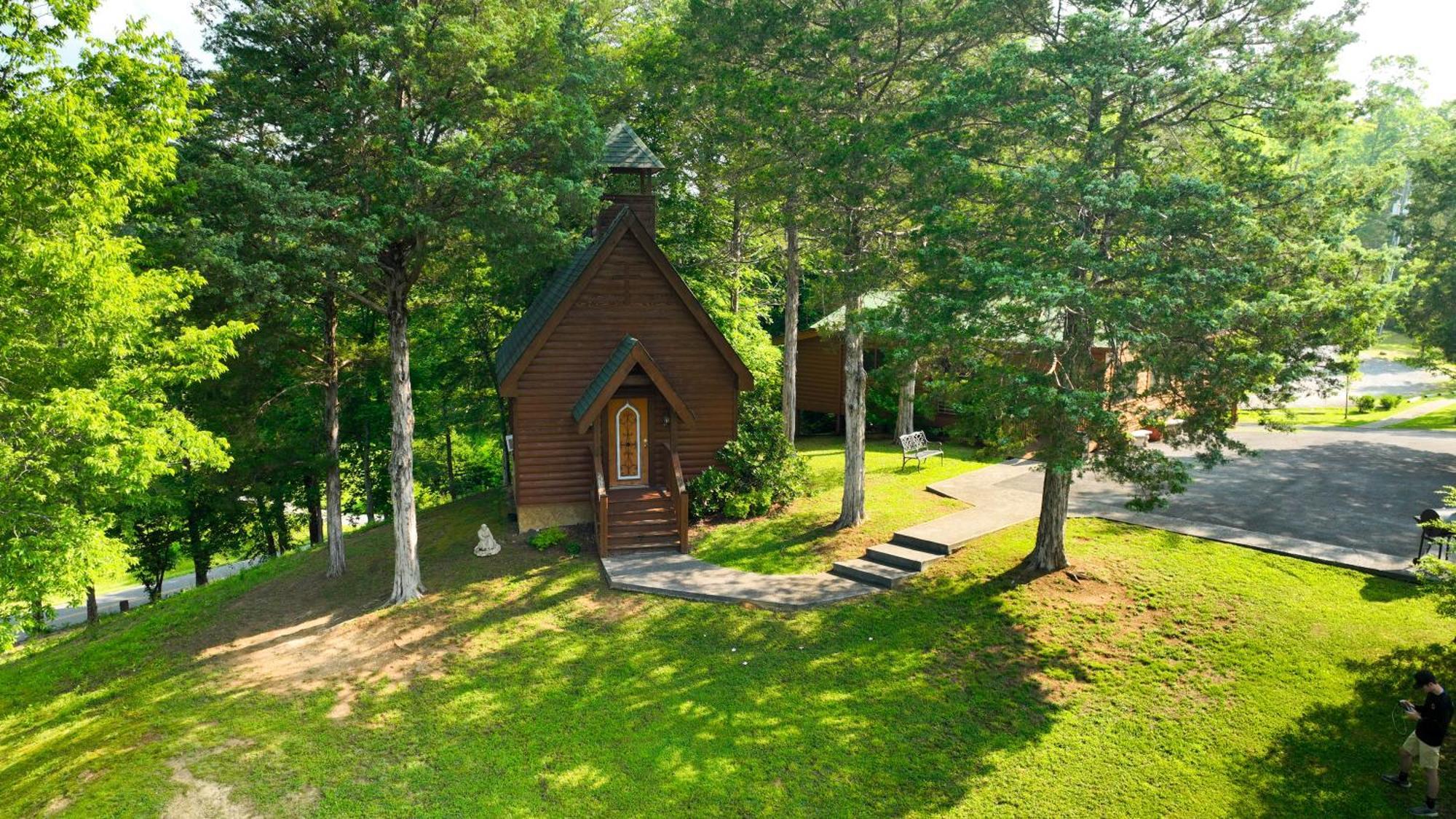 Вилла Yoli Bear Hideaway Севьервилл Экстерьер фото
