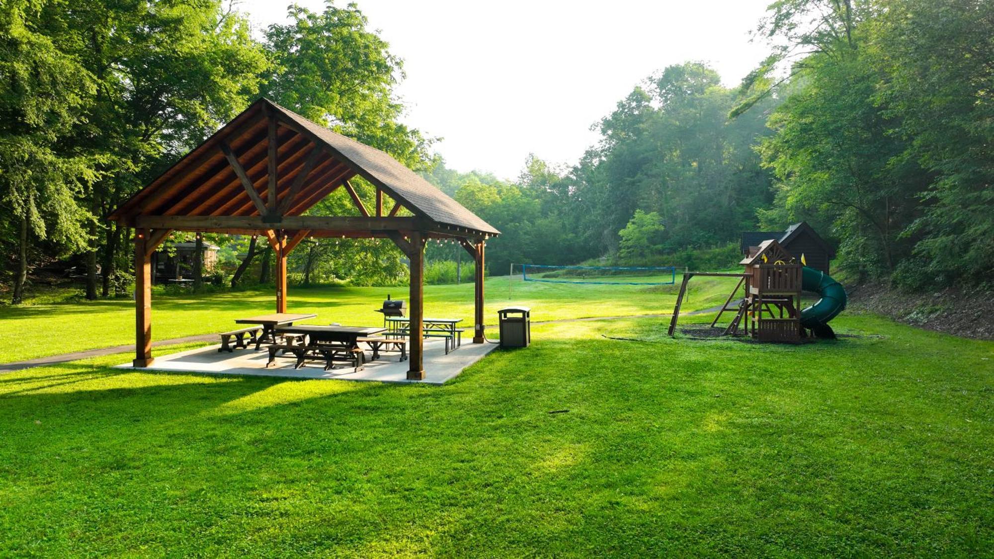 Вилла Yoli Bear Hideaway Севьервилл Экстерьер фото