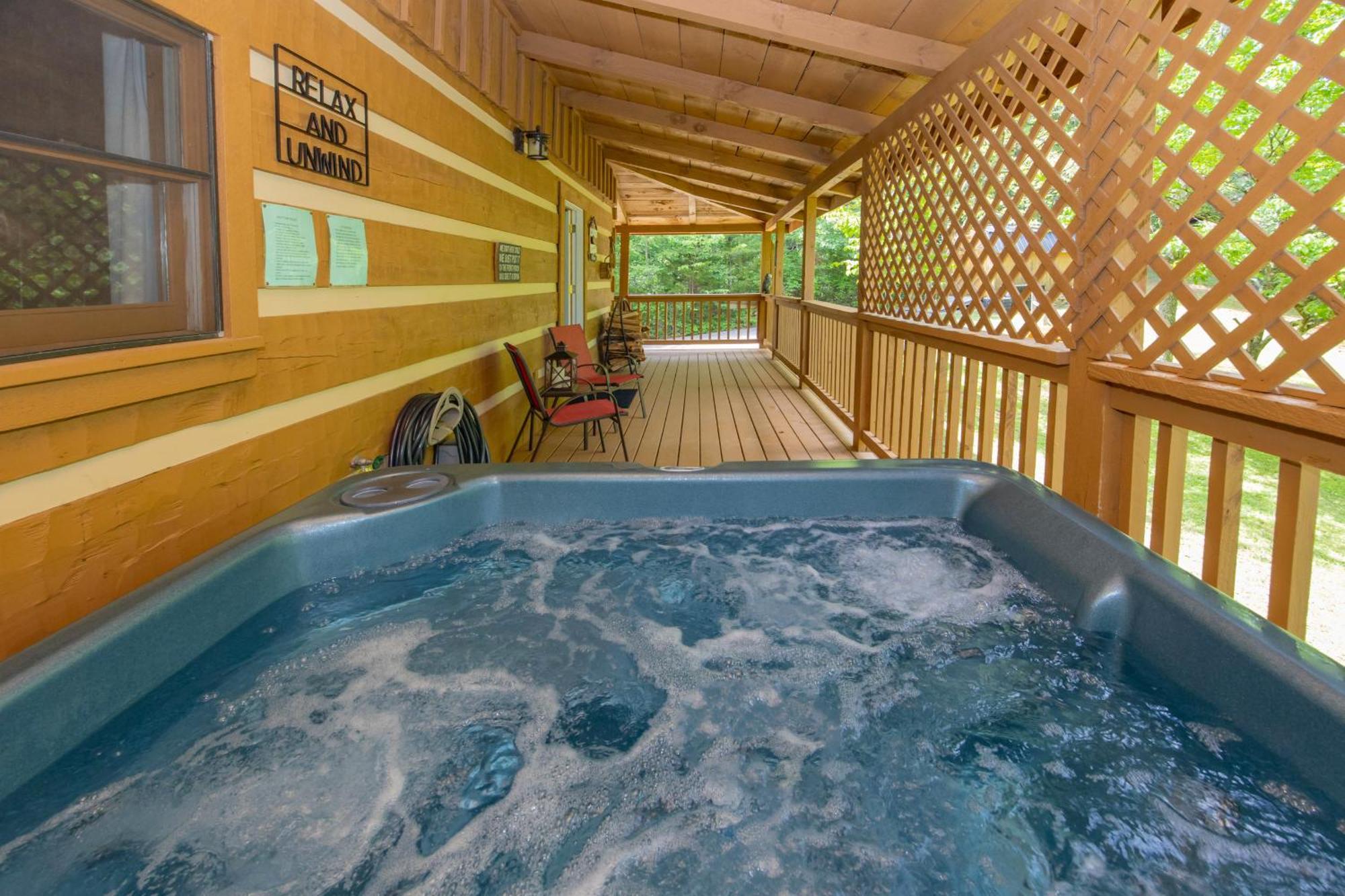 Вилла Yoli Bear Hideaway Севьервилл Экстерьер фото