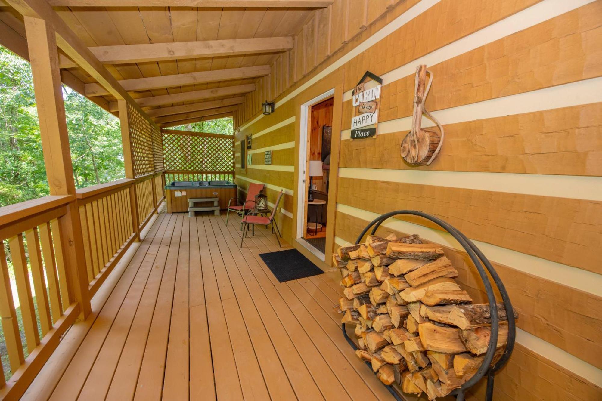Вилла Yoli Bear Hideaway Севьервилл Экстерьер фото