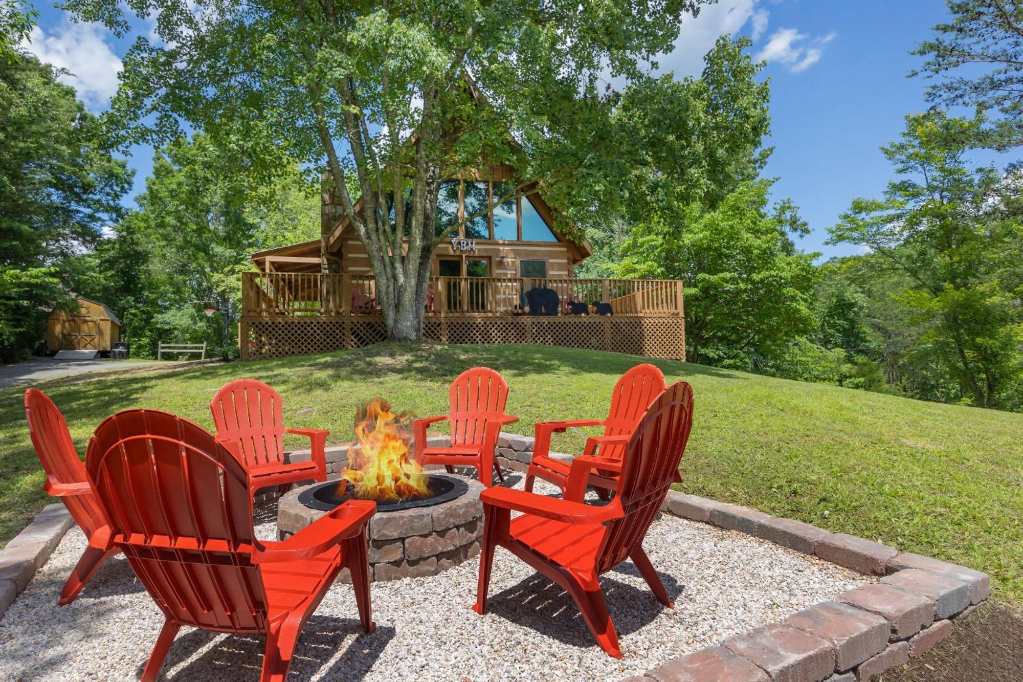 Вилла Yoli Bear Hideaway Севьервилл Экстерьер фото